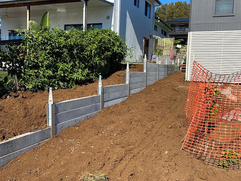 Concrete-Sleeper-Retaining-Wall